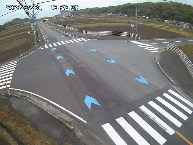 県道32号［鳥取県 鳥取市鹿野町岡木］道路ライブカメラ